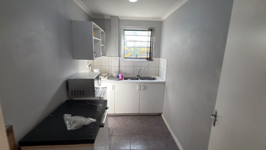 To Let Commercial Property for Rent in Stikland Industrial Western Cape